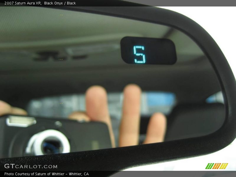 Black Onyx / Black 2007 Saturn Aura XR