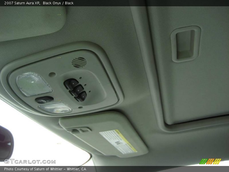 Black Onyx / Black 2007 Saturn Aura XR