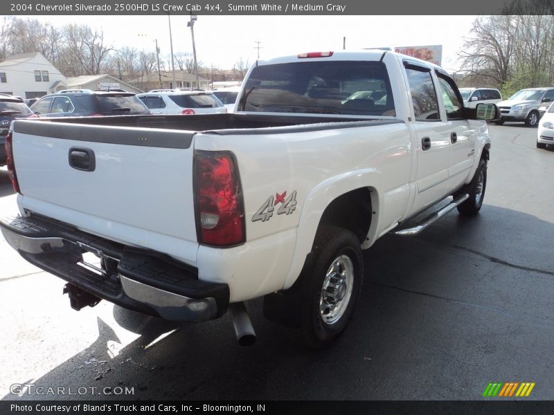 Summit White / Medium Gray 2004 Chevrolet Silverado 2500HD LS Crew Cab 4x4
