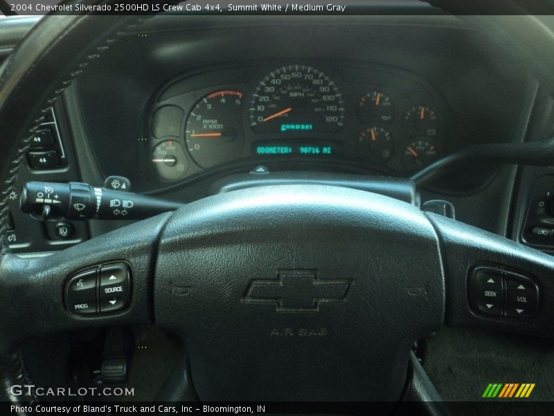 Summit White / Medium Gray 2004 Chevrolet Silverado 2500HD LS Crew Cab 4x4