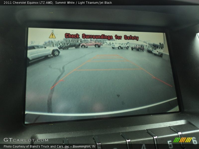 Summit White / Light Titanium/Jet Black 2011 Chevrolet Equinox LTZ AWD