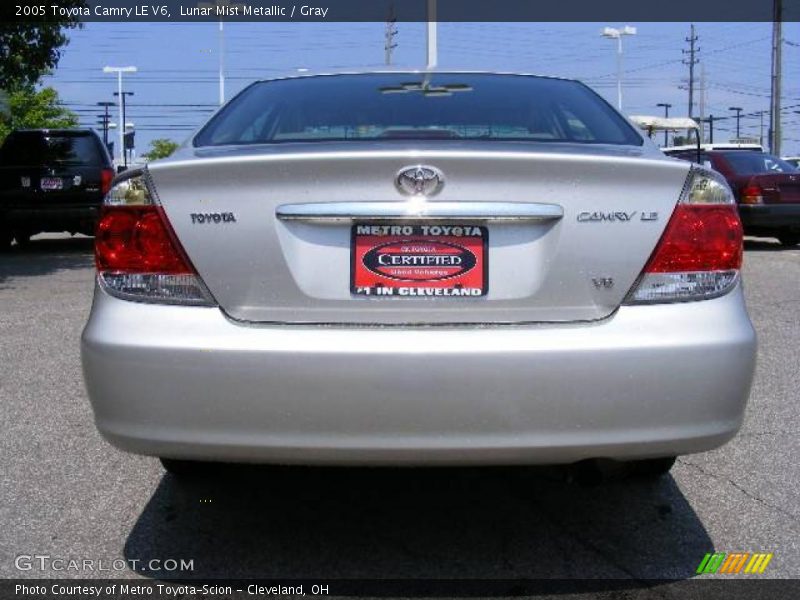 Lunar Mist Metallic / Gray 2005 Toyota Camry LE V6
