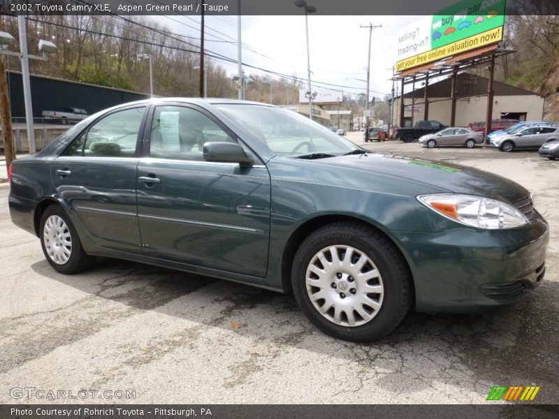 Aspen Green Pearl / Taupe 2002 Toyota Camry XLE