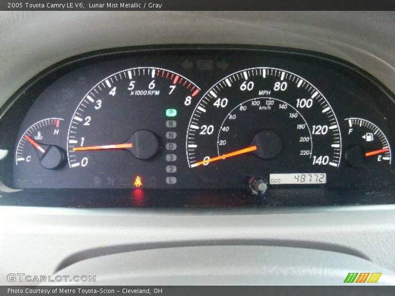 Lunar Mist Metallic / Gray 2005 Toyota Camry LE V6