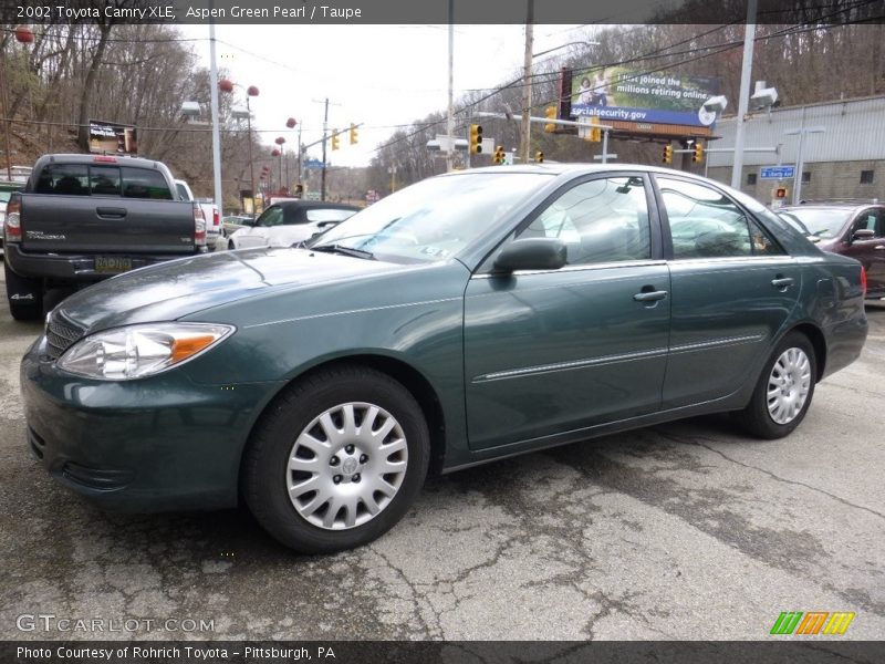 Front 3/4 View of 2002 Camry XLE