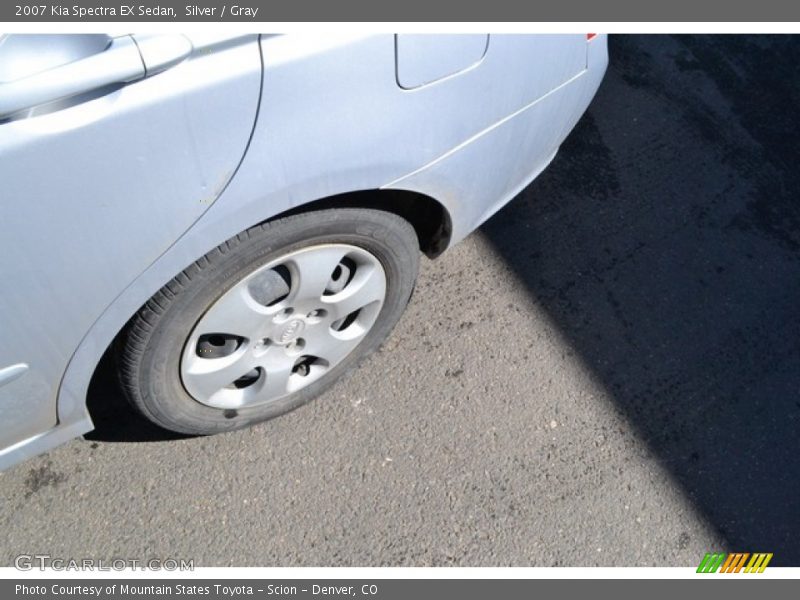 Silver / Gray 2007 Kia Spectra EX Sedan