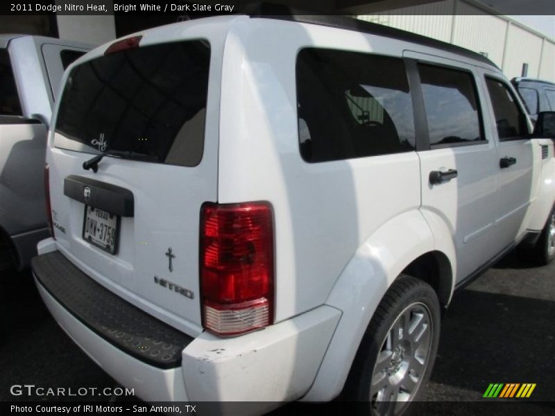 Bright White / Dark Slate Gray 2011 Dodge Nitro Heat