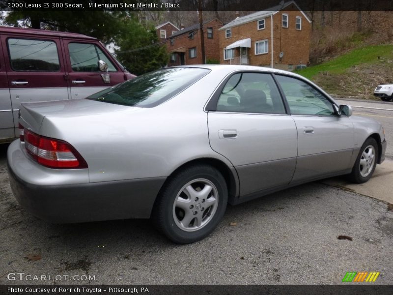 Millennium Silver Metallic / Black 2000 Lexus ES 300 Sedan