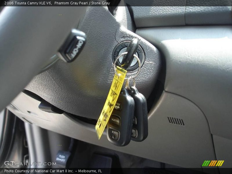 Phantom Gray Pearl / Stone Gray 2006 Toyota Camry XLE V6