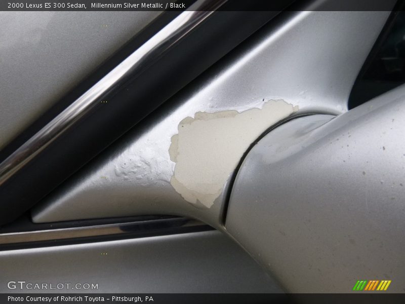 Millennium Silver Metallic / Black 2000 Lexus ES 300 Sedan