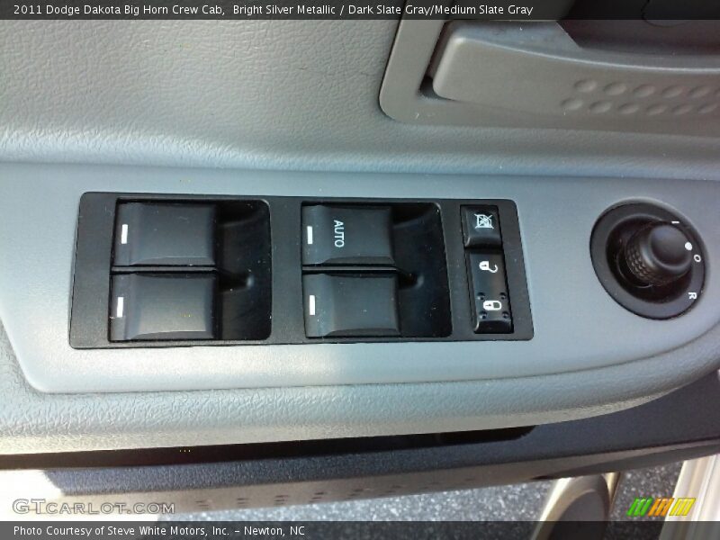 Bright Silver Metallic / Dark Slate Gray/Medium Slate Gray 2011 Dodge Dakota Big Horn Crew Cab