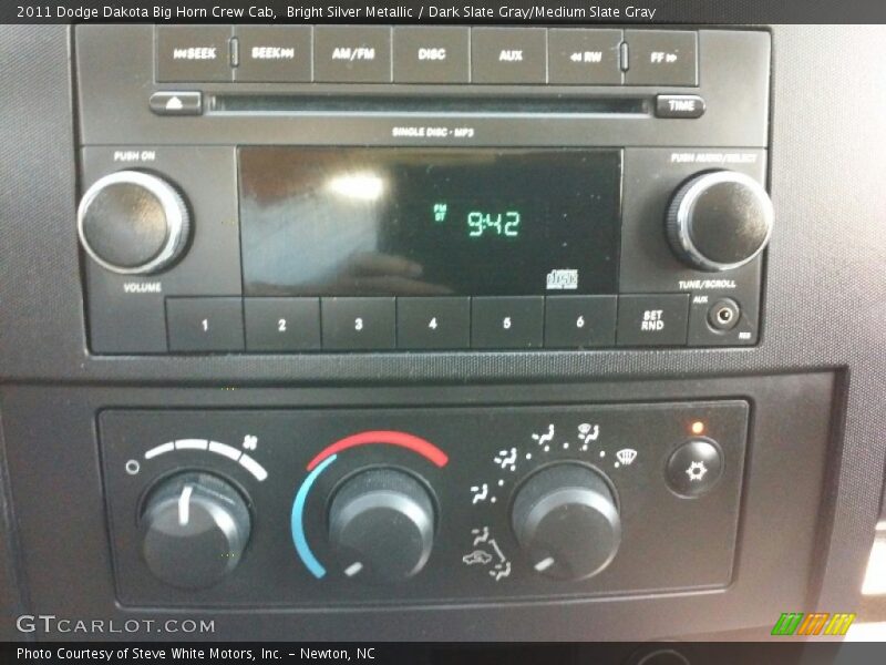 Bright Silver Metallic / Dark Slate Gray/Medium Slate Gray 2011 Dodge Dakota Big Horn Crew Cab