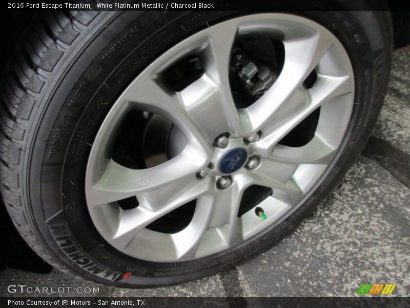 White Platinum Metallic / Charcoal Black 2016 Ford Escape Titanium