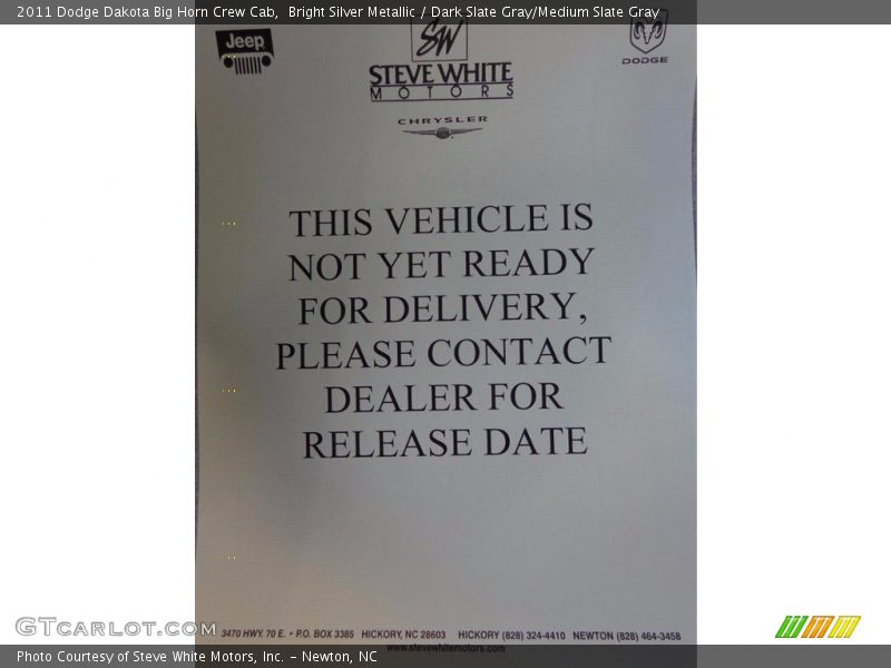 Bright Silver Metallic / Dark Slate Gray/Medium Slate Gray 2011 Dodge Dakota Big Horn Crew Cab