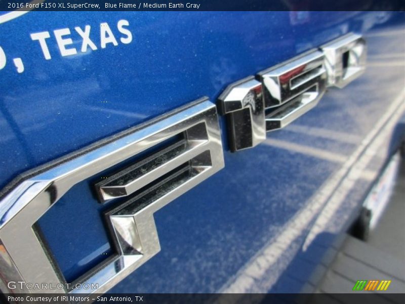 Blue Flame / Medium Earth Gray 2016 Ford F150 XL SuperCrew
