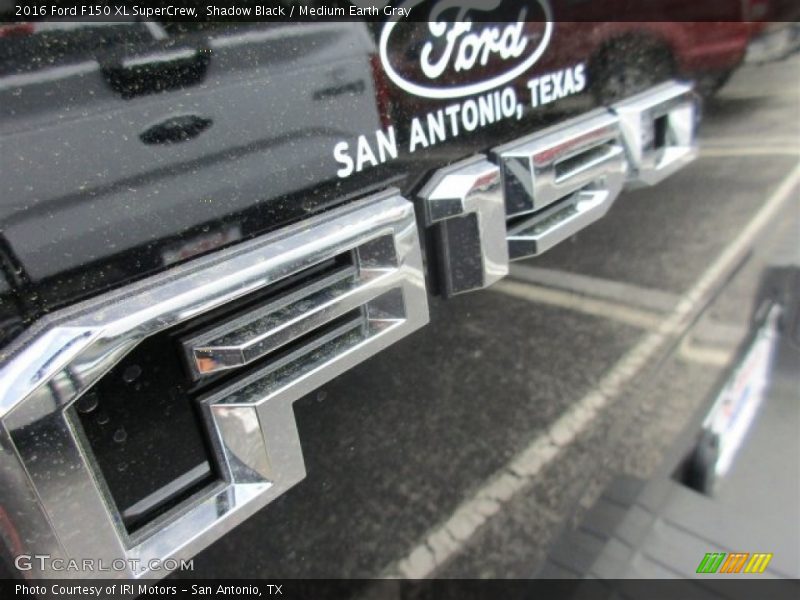 Shadow Black / Medium Earth Gray 2016 Ford F150 XL SuperCrew