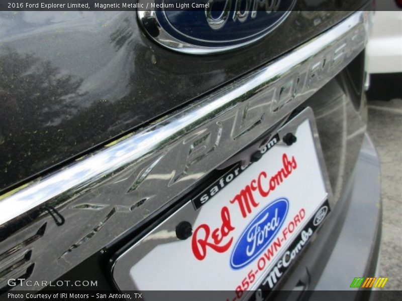 Magnetic Metallic / Medium Light Camel 2016 Ford Explorer Limited