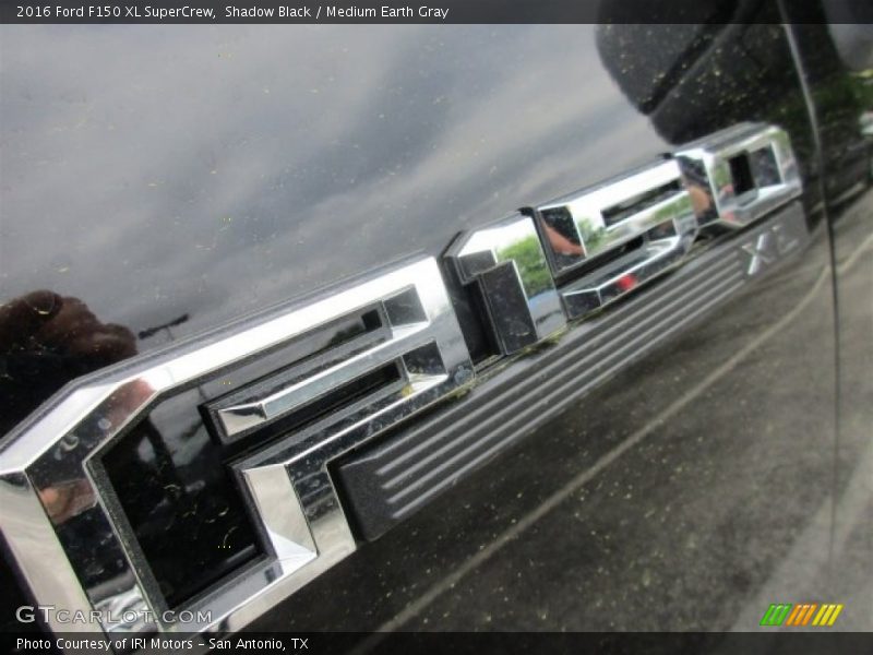 Shadow Black / Medium Earth Gray 2016 Ford F150 XL SuperCrew