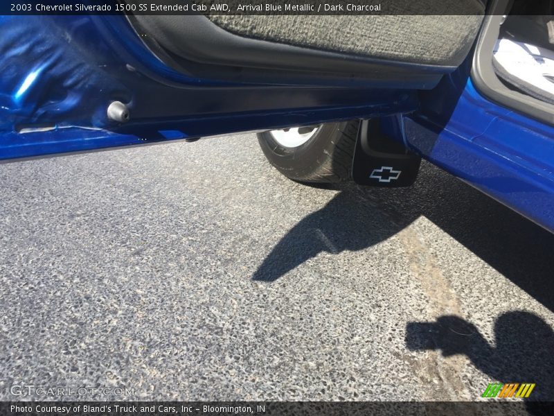Arrival Blue Metallic / Dark Charcoal 2003 Chevrolet Silverado 1500 SS Extended Cab AWD