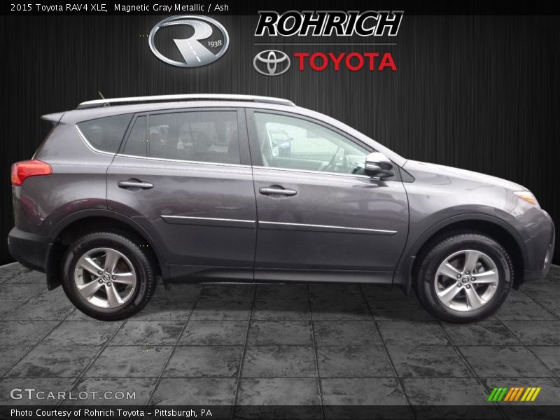 Magnetic Gray Metallic / Ash 2015 Toyota RAV4 XLE