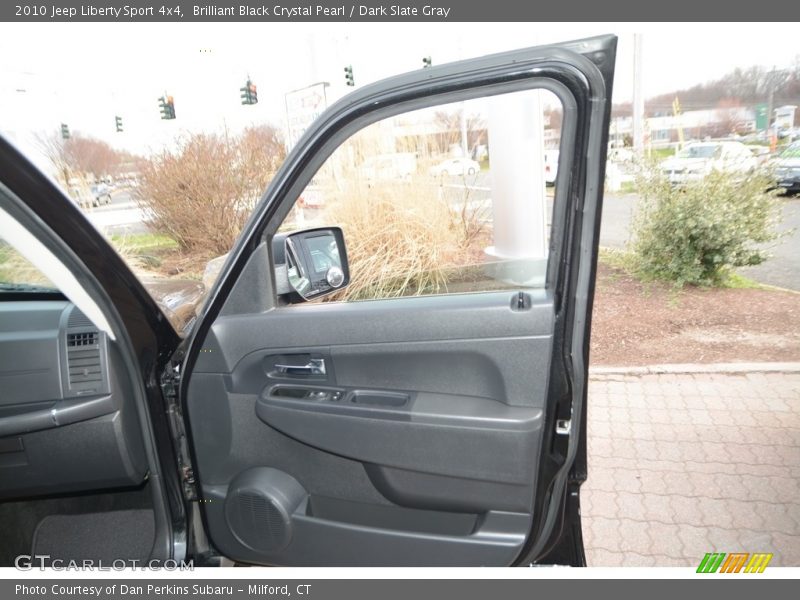 Brilliant Black Crystal Pearl / Dark Slate Gray 2010 Jeep Liberty Sport 4x4