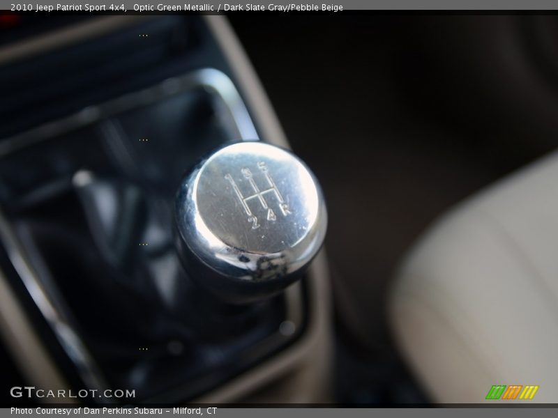 Optic Green Metallic / Dark Slate Gray/Pebble Beige 2010 Jeep Patriot Sport 4x4