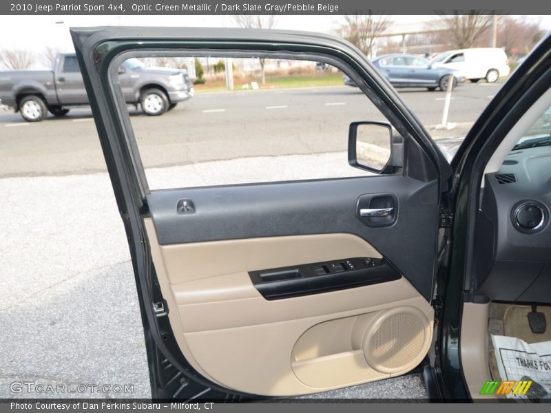 Optic Green Metallic / Dark Slate Gray/Pebble Beige 2010 Jeep Patriot Sport 4x4