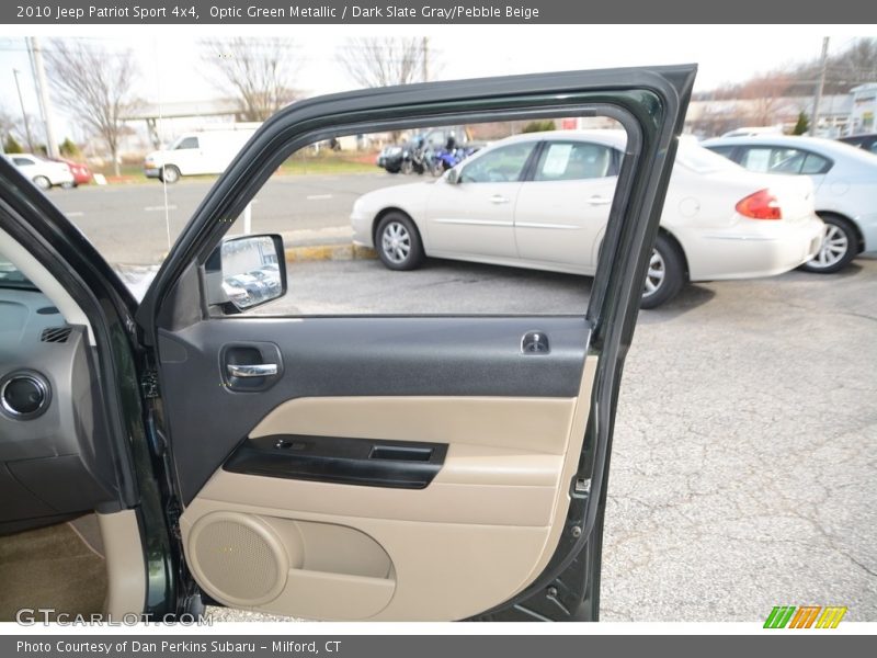 Optic Green Metallic / Dark Slate Gray/Pebble Beige 2010 Jeep Patriot Sport 4x4