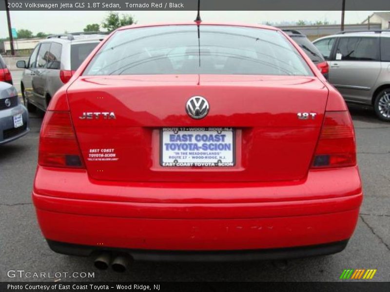 Tornado Red / Black 2002 Volkswagen Jetta GLS 1.8T Sedan