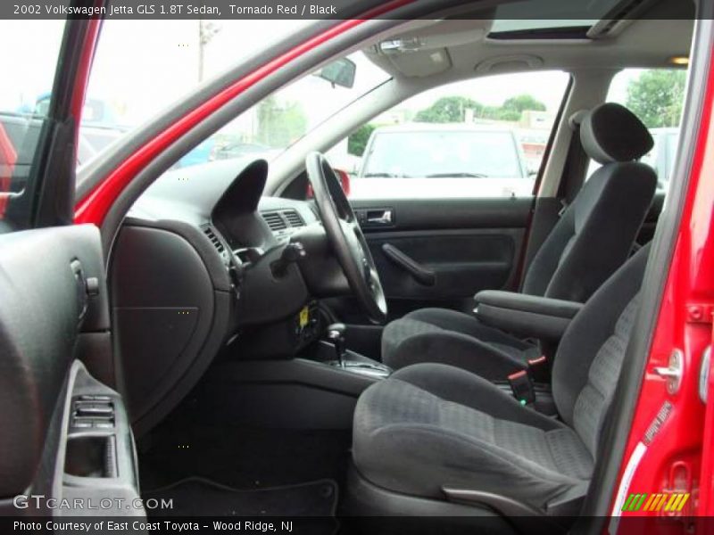 Tornado Red / Black 2002 Volkswagen Jetta GLS 1.8T Sedan