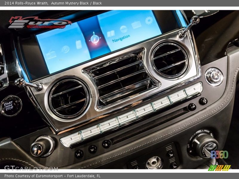 Autumn Mystery Black / Black 2014 Rolls-Royce Wraith