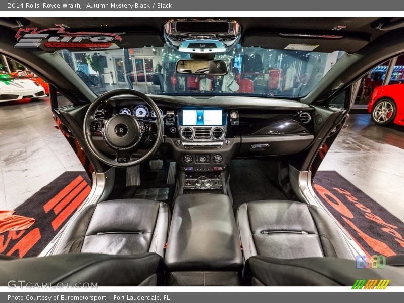 Autumn Mystery Black / Black 2014 Rolls-Royce Wraith