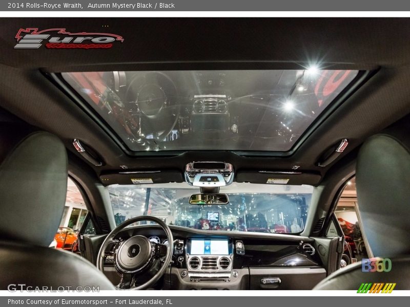 Autumn Mystery Black / Black 2014 Rolls-Royce Wraith