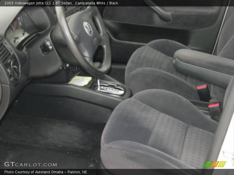 Campanella White / Black 2003 Volkswagen Jetta GLS 1.8T Sedan