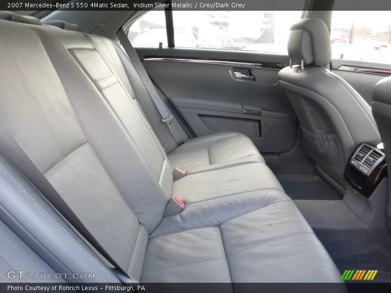 Iridium Silver Metallic / Grey/Dark Grey 2007 Mercedes-Benz S 550 4Matic Sedan