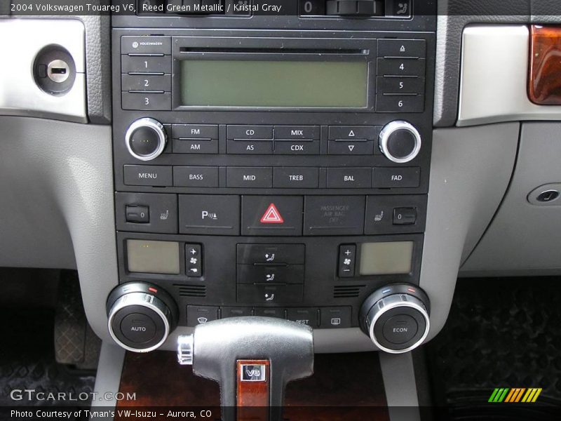 Reed Green Metallic / Kristal Gray 2004 Volkswagen Touareg V6