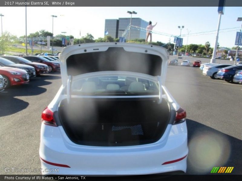 White / Beige 2017 Hyundai Elantra SE