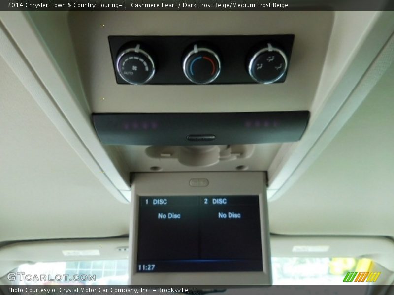Cashmere Pearl / Dark Frost Beige/Medium Frost Beige 2014 Chrysler Town & Country Touring-L