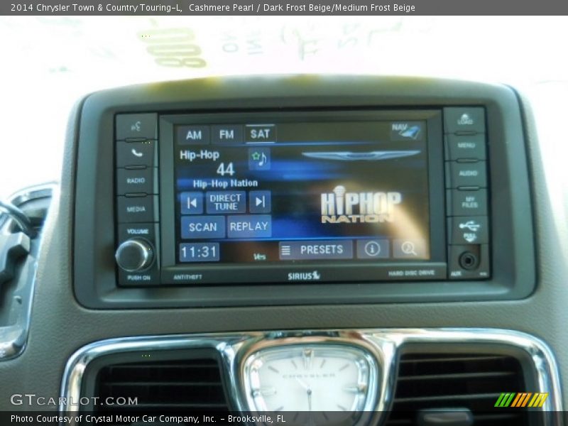 Cashmere Pearl / Dark Frost Beige/Medium Frost Beige 2014 Chrysler Town & Country Touring-L