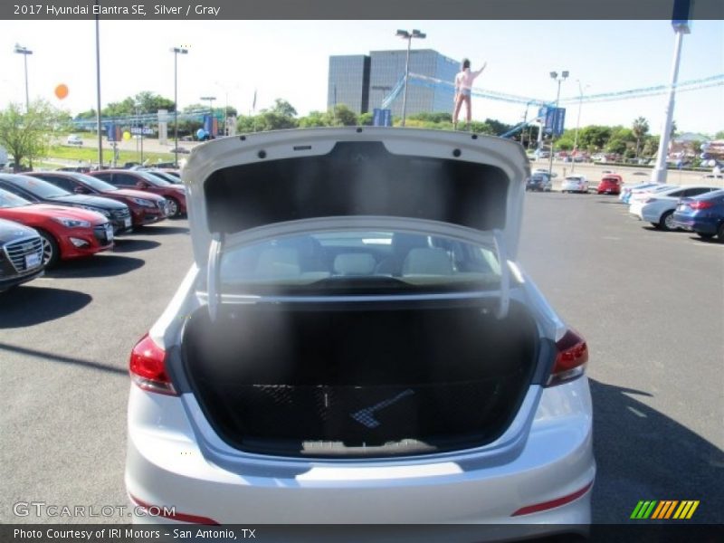 Silver / Gray 2017 Hyundai Elantra SE