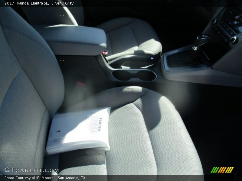 Silver / Gray 2017 Hyundai Elantra SE