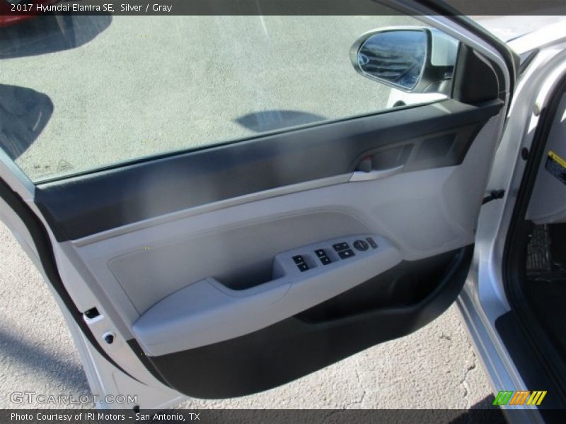 Silver / Gray 2017 Hyundai Elantra SE