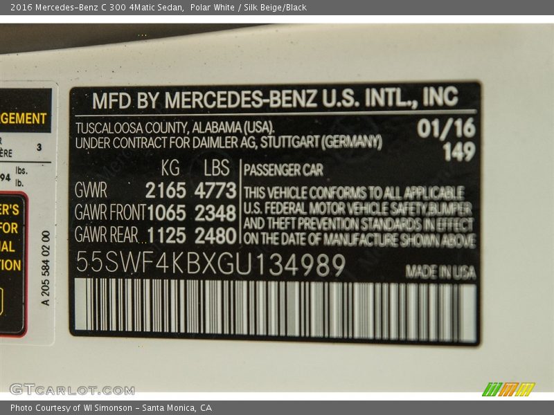 Polar White / Silk Beige/Black 2016 Mercedes-Benz C 300 4Matic Sedan