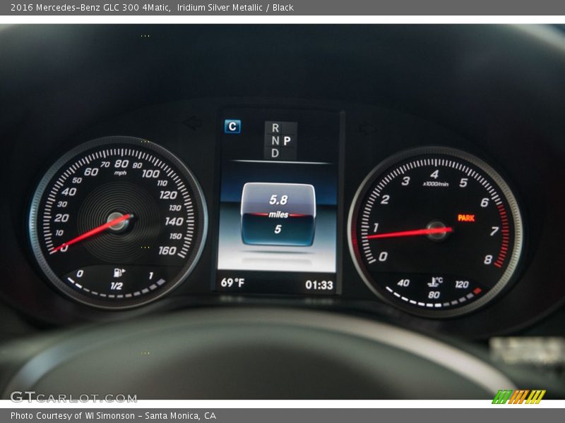 Iridium Silver Metallic / Black 2016 Mercedes-Benz GLC 300 4Matic
