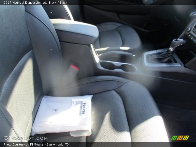 Black / Black 2017 Hyundai Elantra Limited