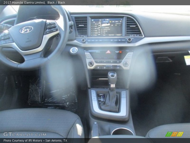 Black / Black 2017 Hyundai Elantra Limited