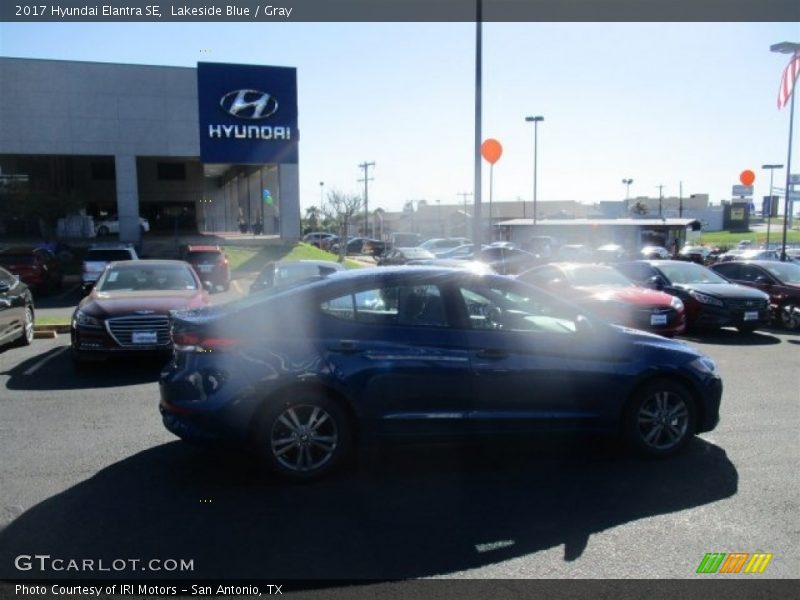 Lakeside Blue / Gray 2017 Hyundai Elantra SE