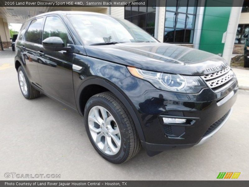 Front 3/4 View of 2016 Discovery Sport HSE 4WD