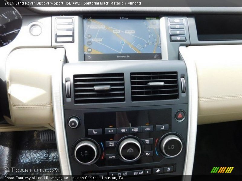 Santorini Black Metallic / Almond 2016 Land Rover Discovery Sport HSE 4WD