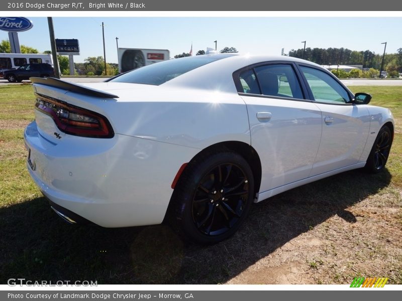 Bright White / Black 2016 Dodge Charger R/T